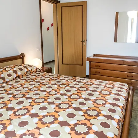 Appartamento A28 - Poggio, Ampio Trilocale Con Portico Poggio (Marche)