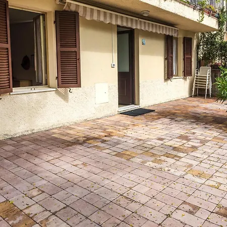 Appartamento A28 - Poggio, Ampio Trilocale Con Portico
