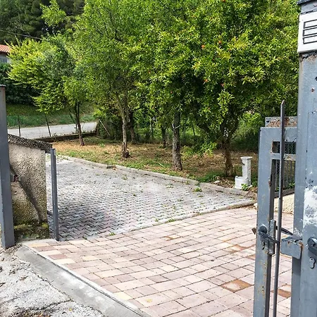 A28 - Poggio, Ampio Trilocale Con Portico *